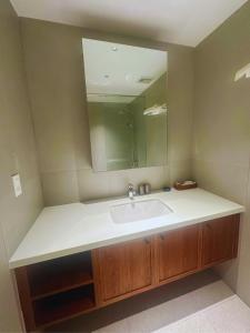 Phòng Đôi Loại Sang (Deluxe Double Room)