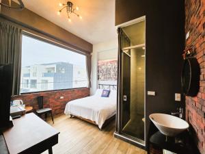 Phòng Cổ Điển Giường Đôi (Classic Double Room)