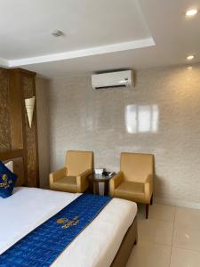Phòng Đôi Loại Sang (Deluxe Double Room)