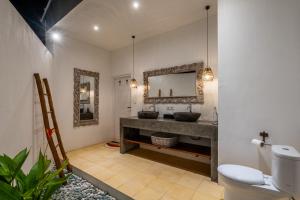 Phòng Gia Đình Nhìn Ra Biển (Family Room with Sea View)