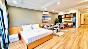 Phòng Gia Đình Nhìn Ra Biển (Family Room with Sea View)