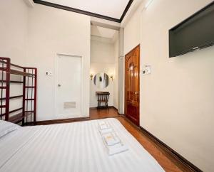 Phòng Giường Đôi Nhỏ (Small Double Room)
