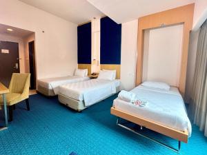 Grand Deluxe Premier Triple Room