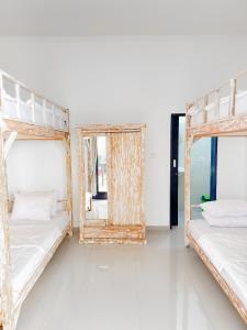 Phòng Ngủ Tập Thể 4 Giường Cho Cả Nam Và Nữ (4-Bed Mixed Dormitory Room)