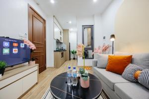 Căn Hộ Một Phòng Ngủ Có Ban Công II (One-Bedroom Apartment with Balcony II)