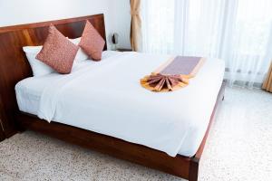 Phòng Đôi Loại Sang (Deluxe Double Room)