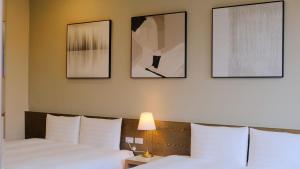 Phòng Tiêu Chuẩn 4 Người (Standard Quadruple Room)