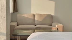Phòng 4 Người Có Ban Công (Quadruple Room with Balcony)