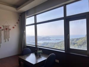 Phòng Giường Đôi Nhìn Ra Biển (Double Room with Sea View)