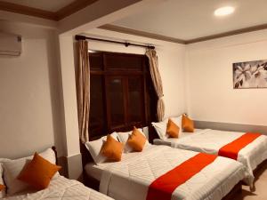Phòng Comfort 3 Người Có Vòi Sen (Comfort Triple Room with Shower)