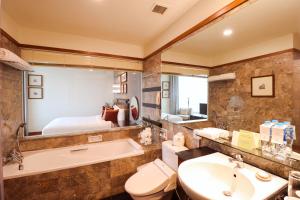 Căn Hộ 1 Phòng Ngủ Nhìn Ra Thành Phố (One-Bedroom Apartment with City View)