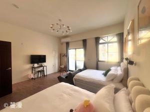 Phòng 4 Người Có Ban Công (Quadruple Room with Balcony)