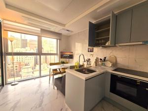 Căn Hộ 2 Phòng Ngủ (Two-Bedroom Apartment)