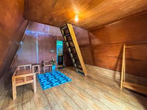 Căn Hộ Áp Mái (Loft)