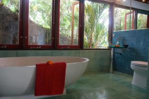 Phòng Đôi (Double Room)