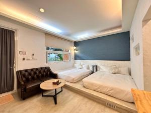 Phòng 4 Người có Sân hiên (Quadruple Room with Terrace)