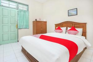 Phòng Tiêu Chuẩn Giường Đôi (Standard Double Room)