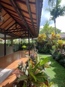 Phòng Giường Đôi Hạng Bình Dân (Budget Double Room)