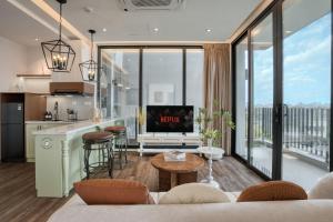 Căn Hộ 2 Phòng Ngủ Có Ban Công (Two-Bedroom Apartment with Balcony)