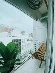 Phòng Giường Đôi Có Ban Công (Double Room with Balcony)