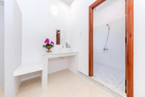 Phòng Standard giường đôi (Standard Double Room)
