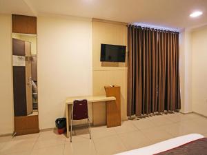 Phòng Loại Sang Giường Đôi (Deluxe Double Room)