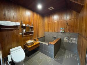 Căn Hộ Áp Mái Cho 4 Người (Penthouse for 4 People)