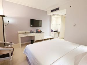 Phòng Đôi Loại Sang (Deluxe Double Room)