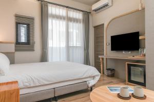 Phòng Tiêu Chuẩn Giường Đôi (Standard Double Room)