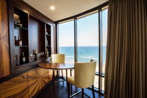 Studio nhìn ra quang cảnh đại dương (Studio with Ocean View)