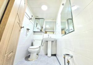 Căn Hộ 2 Phòng Ngủ (Two-Bedroom Apartment)
