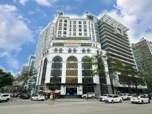 Căn hộ 2 phòng ngủ nhìn ra cảnh thành phố (Two-Bedroom Apartment with City View)