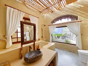 Deluxe giường đôi Có ban công (Balcony Deluxe Double)