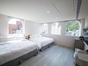 Phòng Deluxe 4 người (Deluxe Quadruple Room)