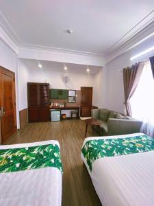 Phòng Hai Giường Đơn Loại Sang (Deluxe Twin Room)