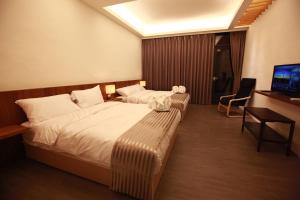Phòng 4 Người Có Ban Công (Quadruple Room with Balcony)