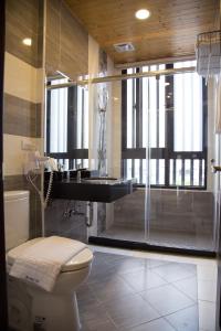 Phòng Tiêu chuẩn Giường Đôi (Standarad Double Room)