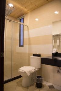 Phòng Hai Giường Đơn Tiêu Chuẩn (Standar Twin Room)