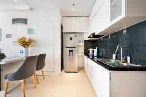 Căn Hộ 2 Phòng Ngủ (Two-Bedroom Apartment)