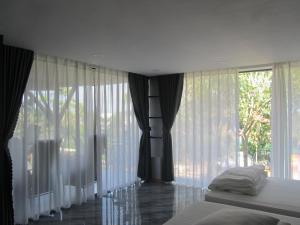 Phòng Có Giường Cỡ King Nhìn Ra Vườn (King Room with Garden View)