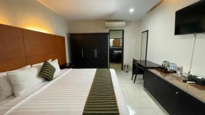 Suite Tiêu Chuẩn (Standard Suite)