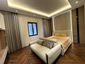 Phòng Đôi Loại Sang (Deluxe Double Room)