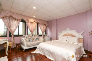 Phòng Đôi Loại Sang (Deluxe Double Room)
