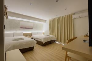 Phòng Luxury 4 Người (Luxury Quadruple Room)