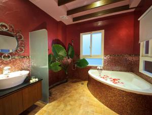Biệt Thự 3 Phòng Ngủ (Three-Bedroom Villa)