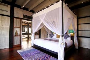 Wantilan Suite with Ocean View