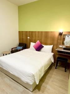 Phòng Tiêu Chuẩn Giường Đôi (Standard Double Room)