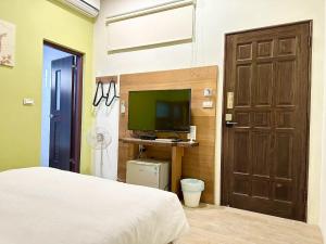 Phòng Tiêu Chuẩn Giường Đôi (Standard Double Room)