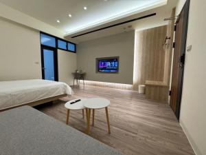 Phòng Tiêu Chuẩn Giường Đôi (Standard Double Room)