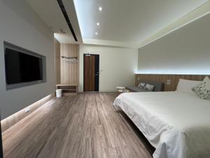 Phòng Tiêu Chuẩn Giường Đôi (Standard Double Room)